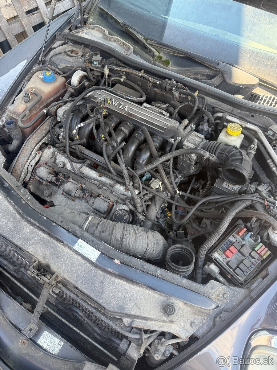 Lancia Thesis 3.0 Busso - 6