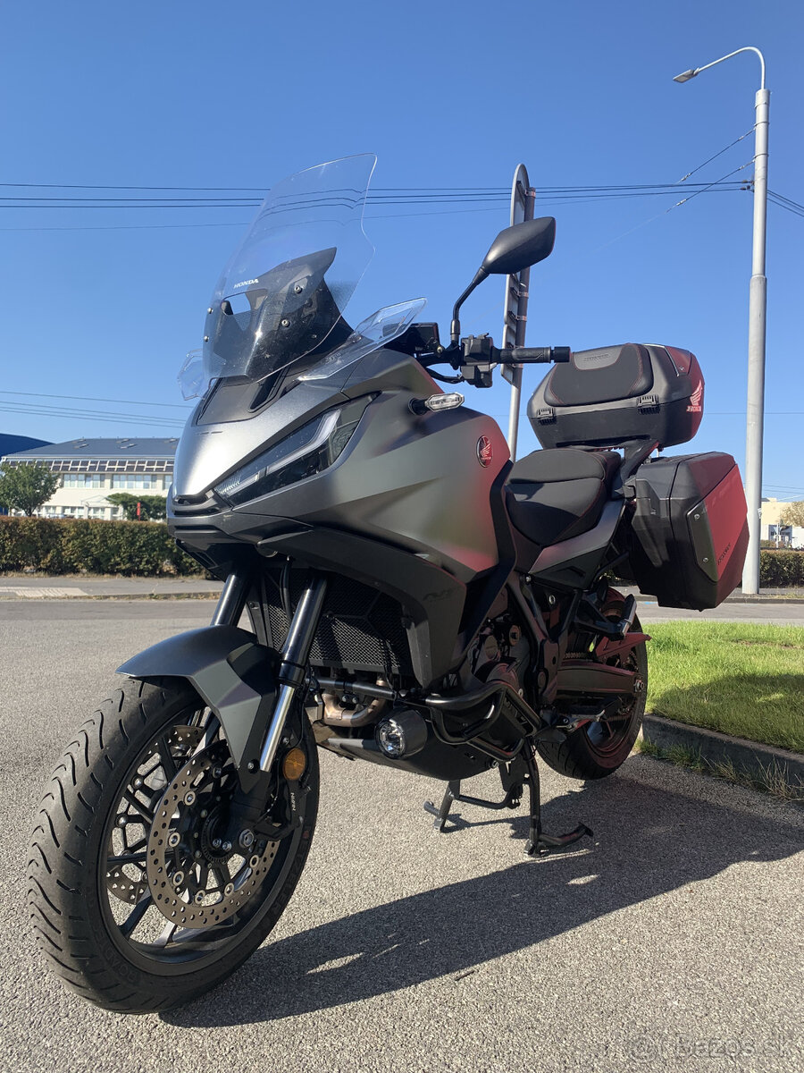 Honda NT1100 DCT - 6