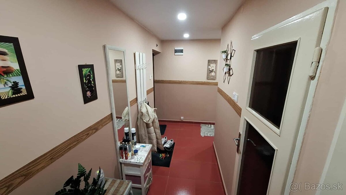 EXKLUZÍVNY PREDAJ-Kompletne prerobený 2 izb. tehlový byt KN - 6