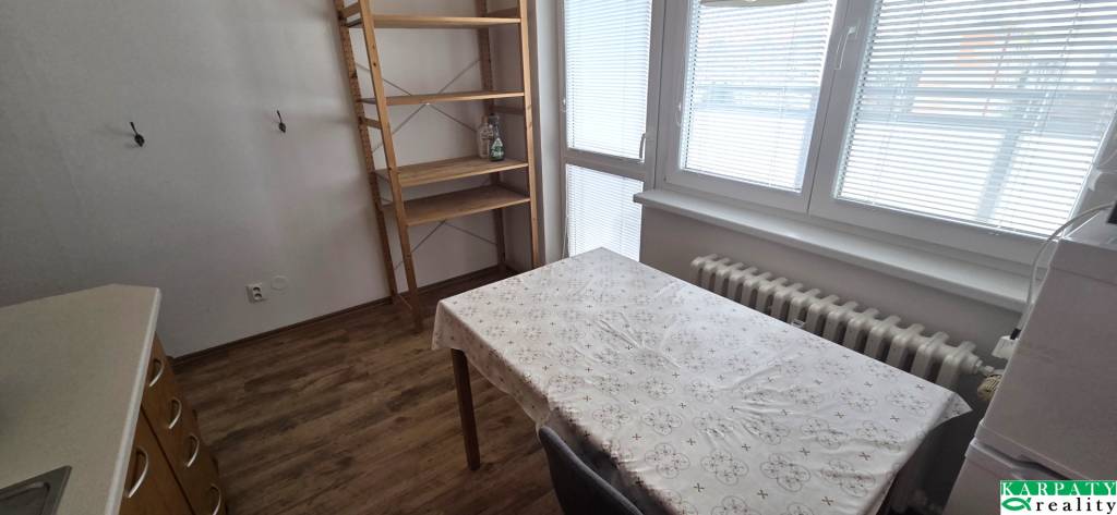 Na prenájom výborný, veľký 1 izbový byt Linčianska, 2 Loggie - 6