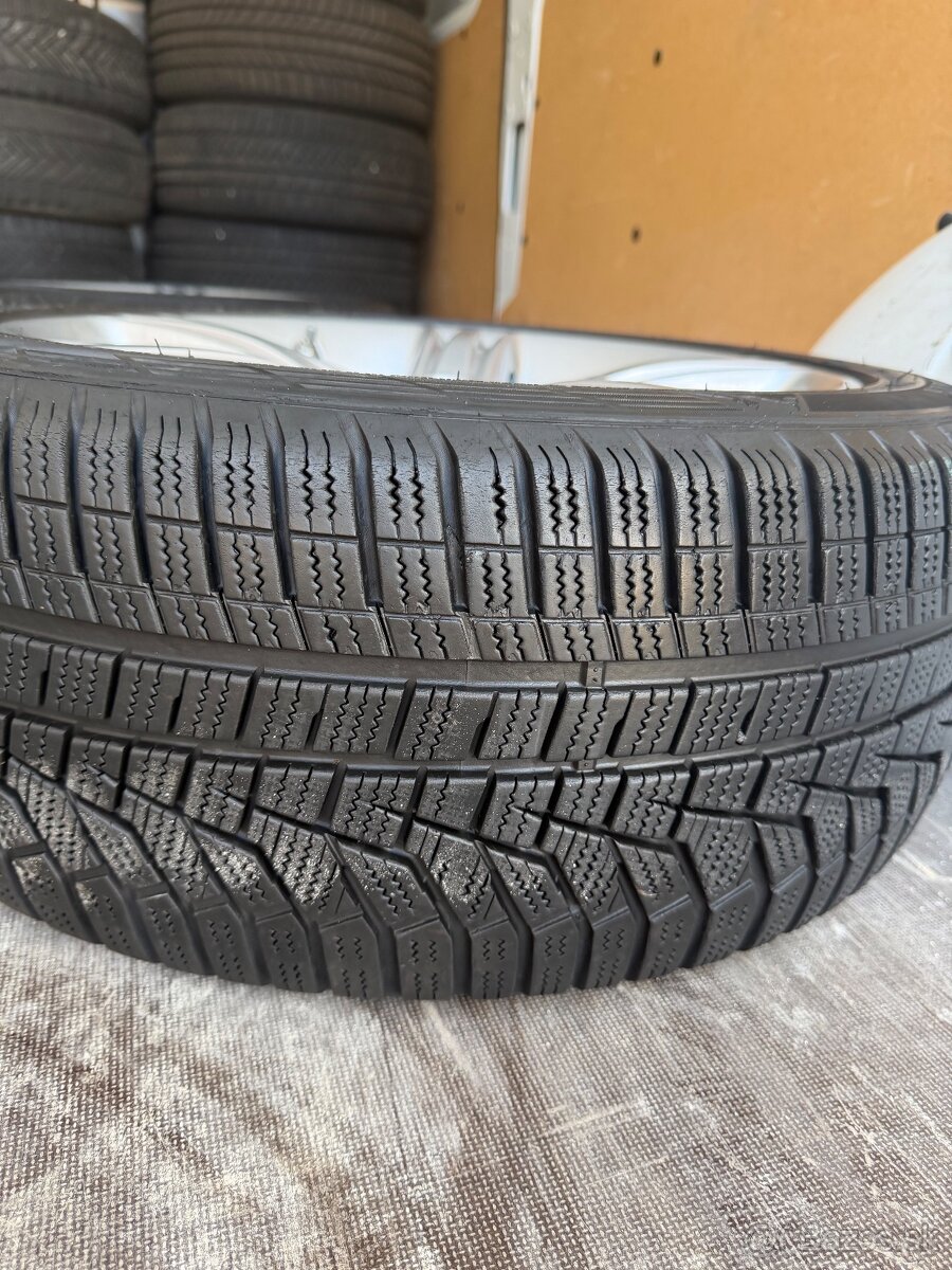 BMW disky + pneumatiky. 225/45 R17. Rad 1. - 6