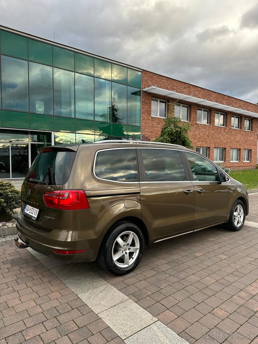 Prenájom auta - Seat Alhambra - 6