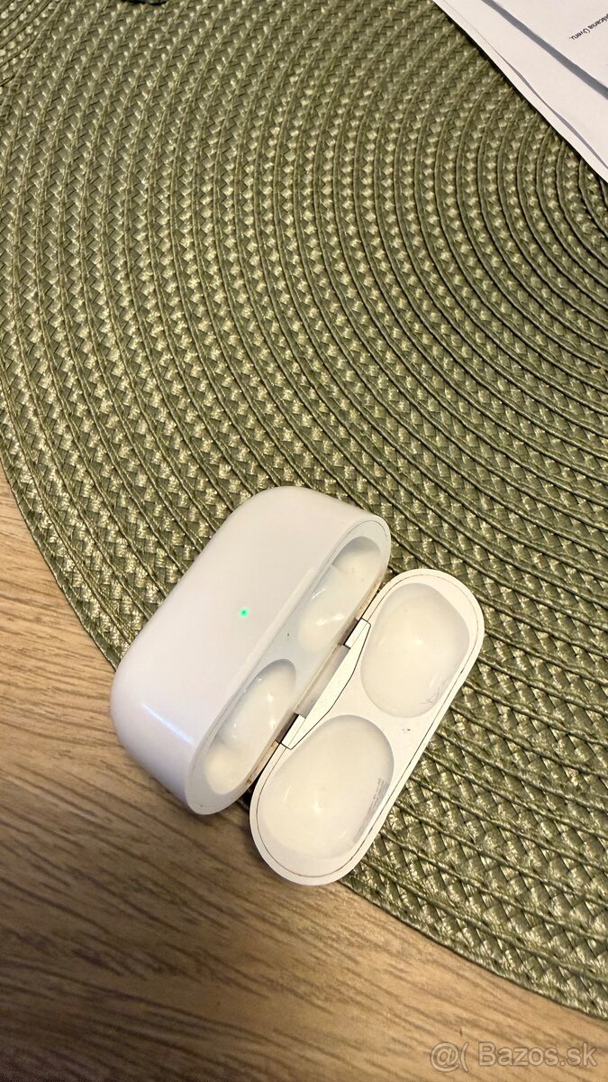 AirPods 1 - 6