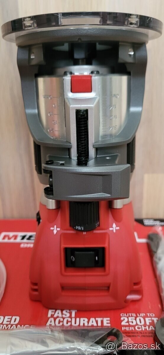 Milwaukee M18 Frézka FUEL - 6