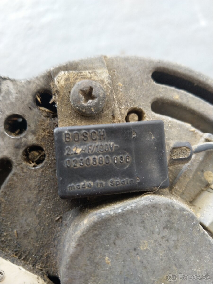 Alternátor na Ford Sierra - 6