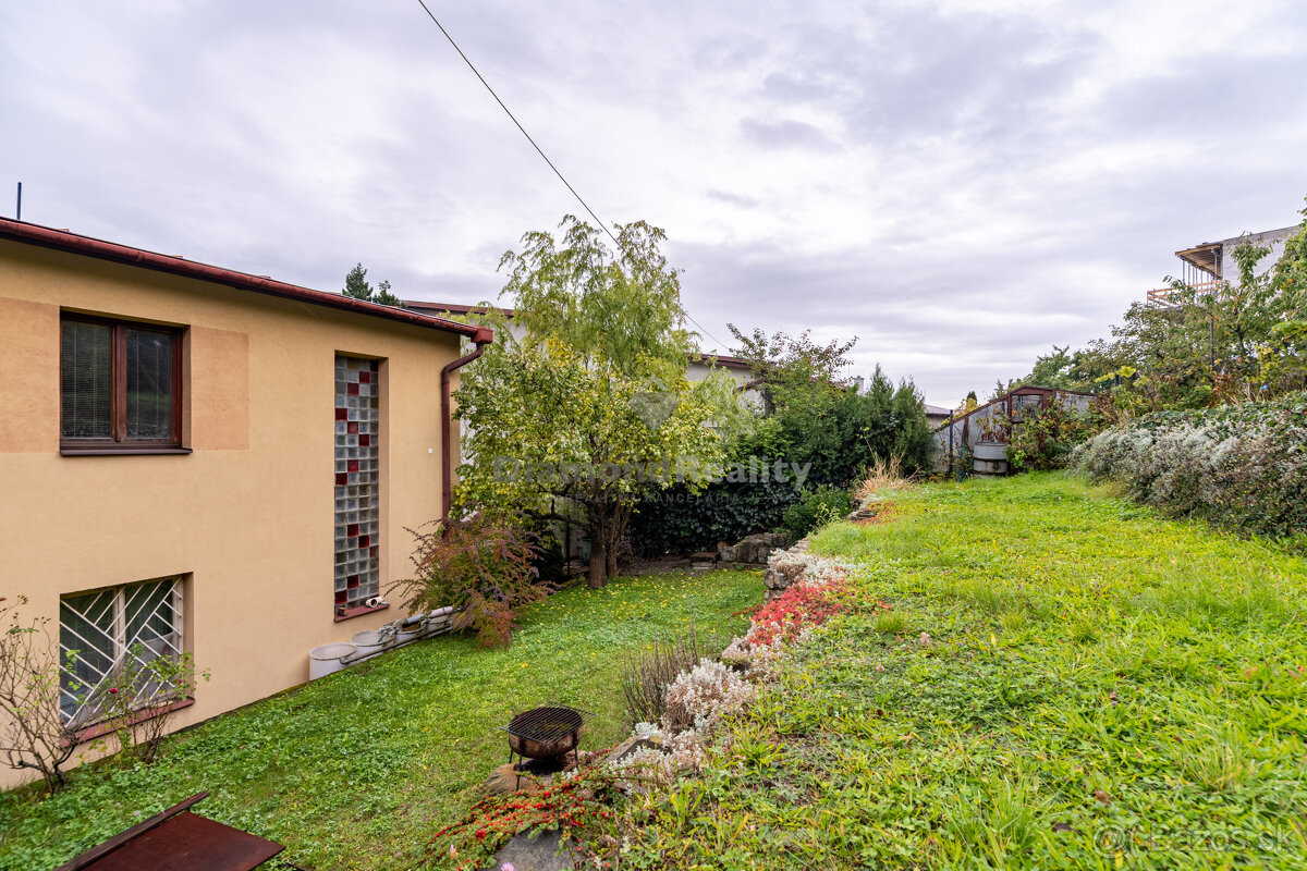 NA PREDAJ 6 IZBOVÝ RODINNÝ DOM S DVOMI BYTOVÝMI JEDNOTKAMI | - 6