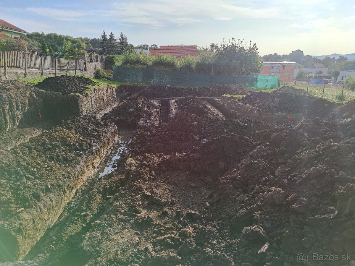 Zemné práce minibagrom, nakladačom, prenájom kontajnerov - 6