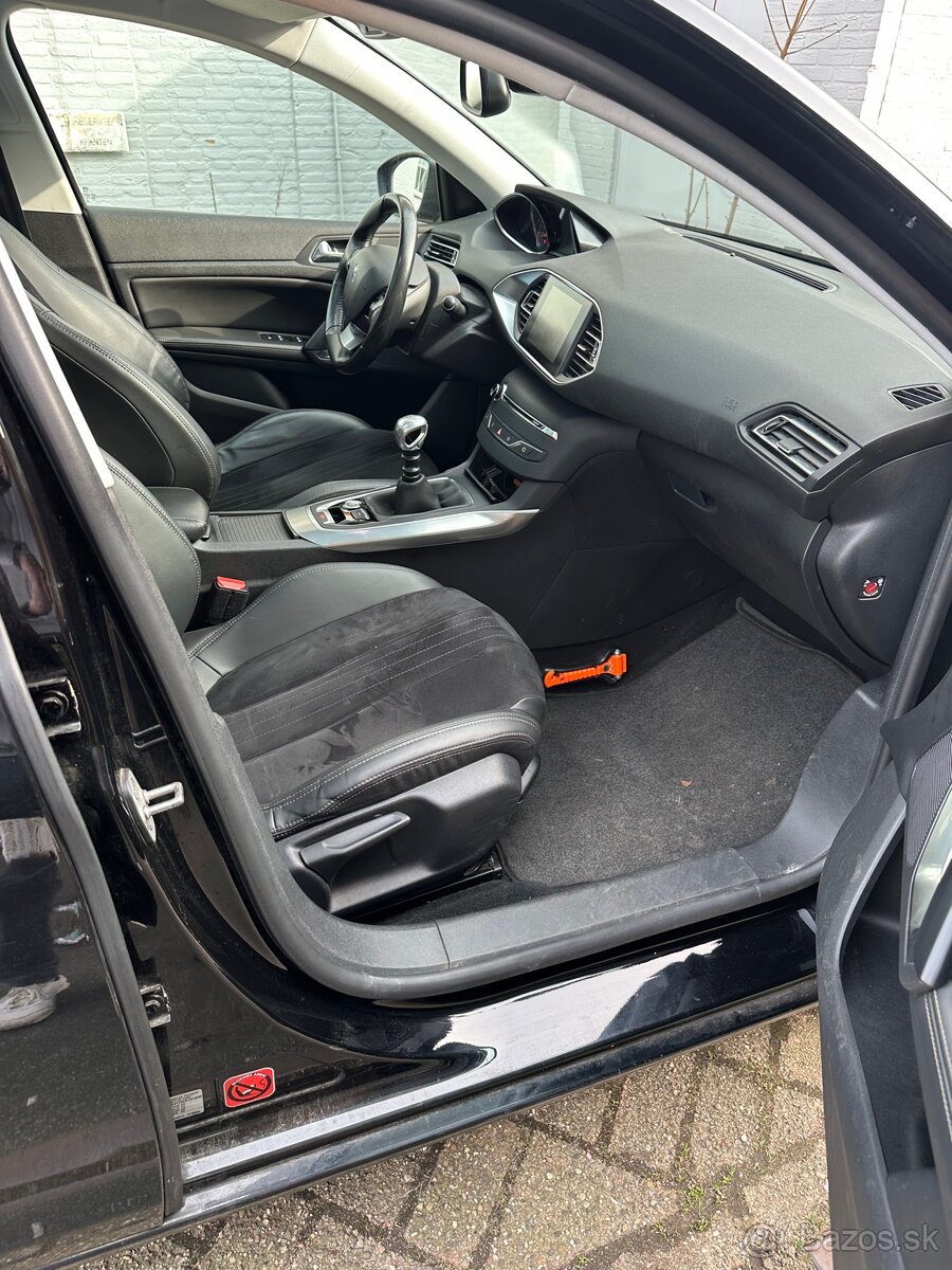 Peugeot 308 2014 1.2 benzina pure tech - 6