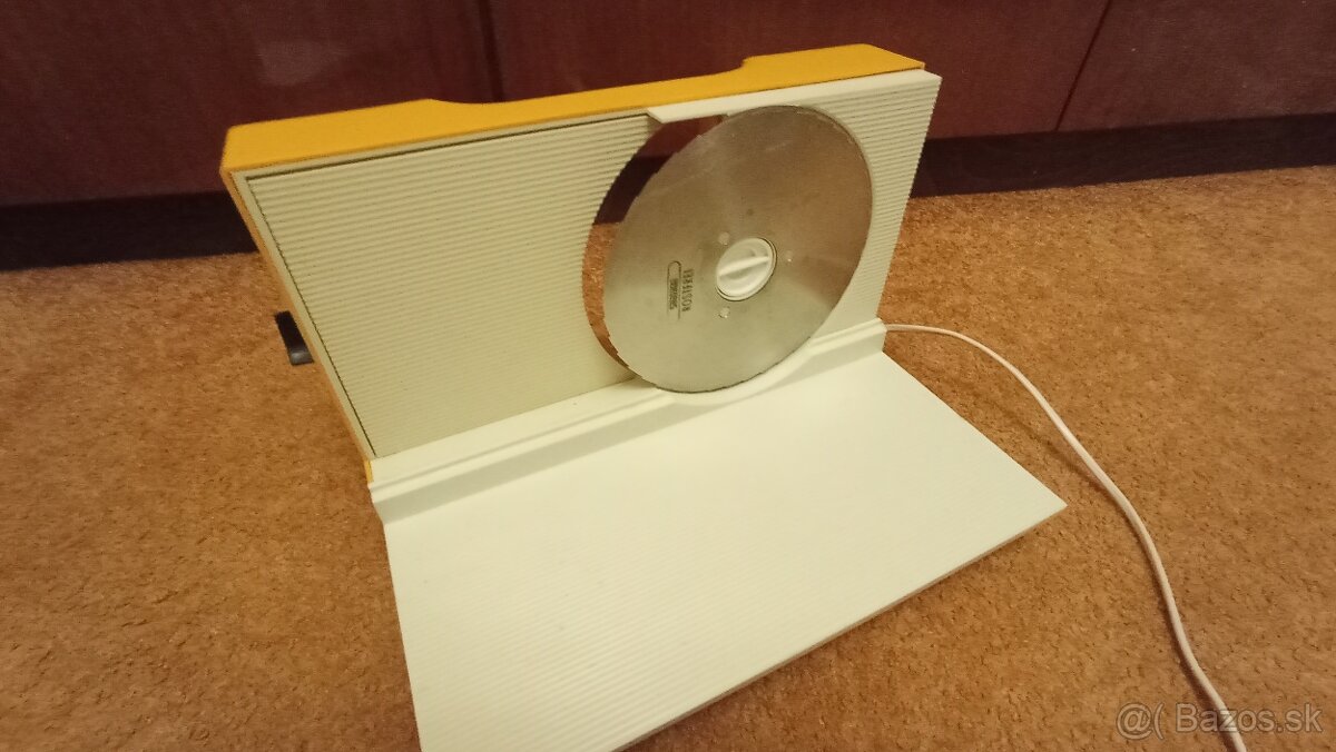 Starý elektrický krájač AS 101 - 6