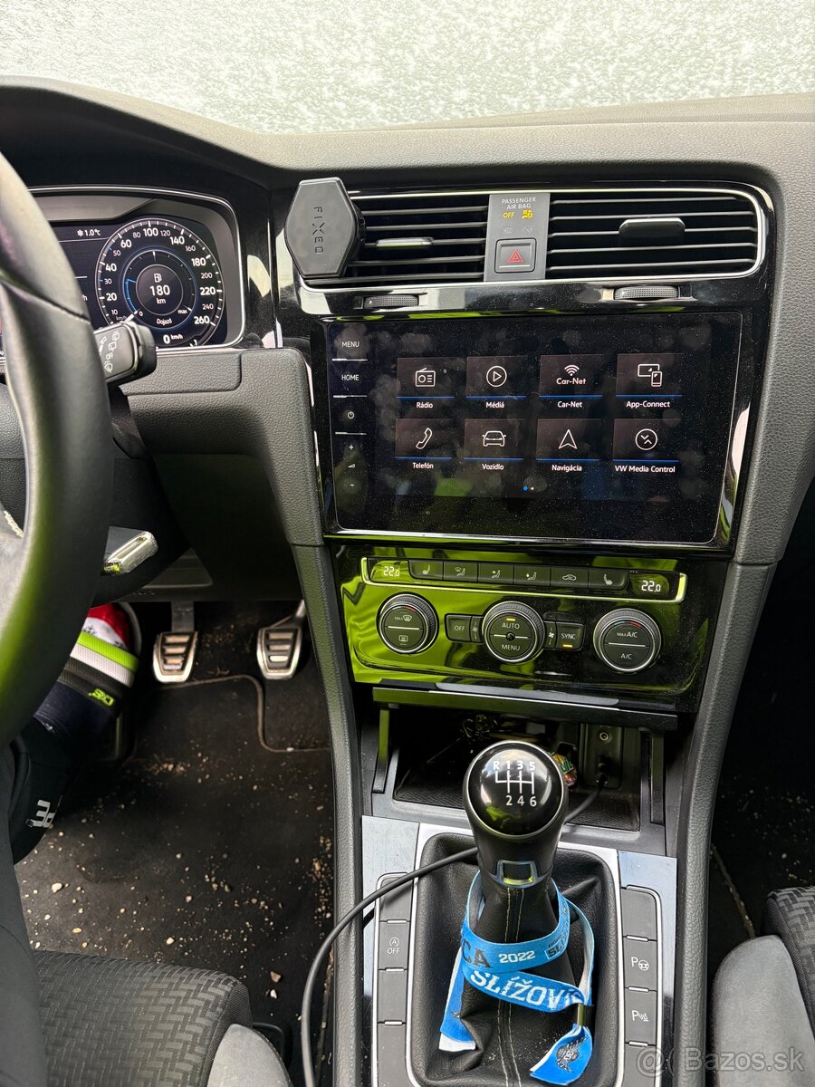 VW Golf 7 Variant R-Line packet - 110kw manuál - 6