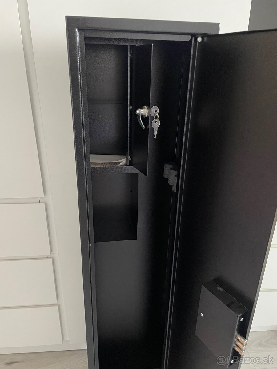 Trezor, skriňa na zbraňe - 6