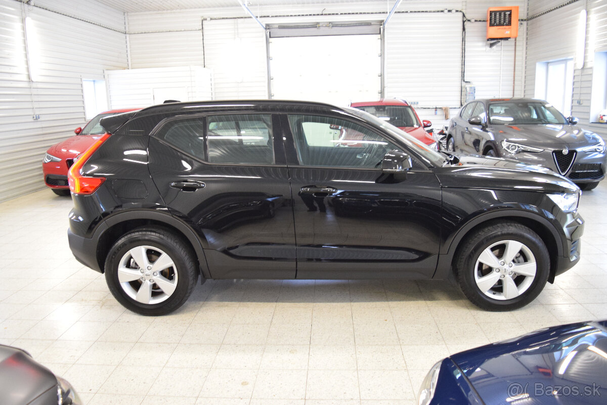Volvo XC40 T2 MOMENTUM AUTOMAT-DPH 2022 - 6
