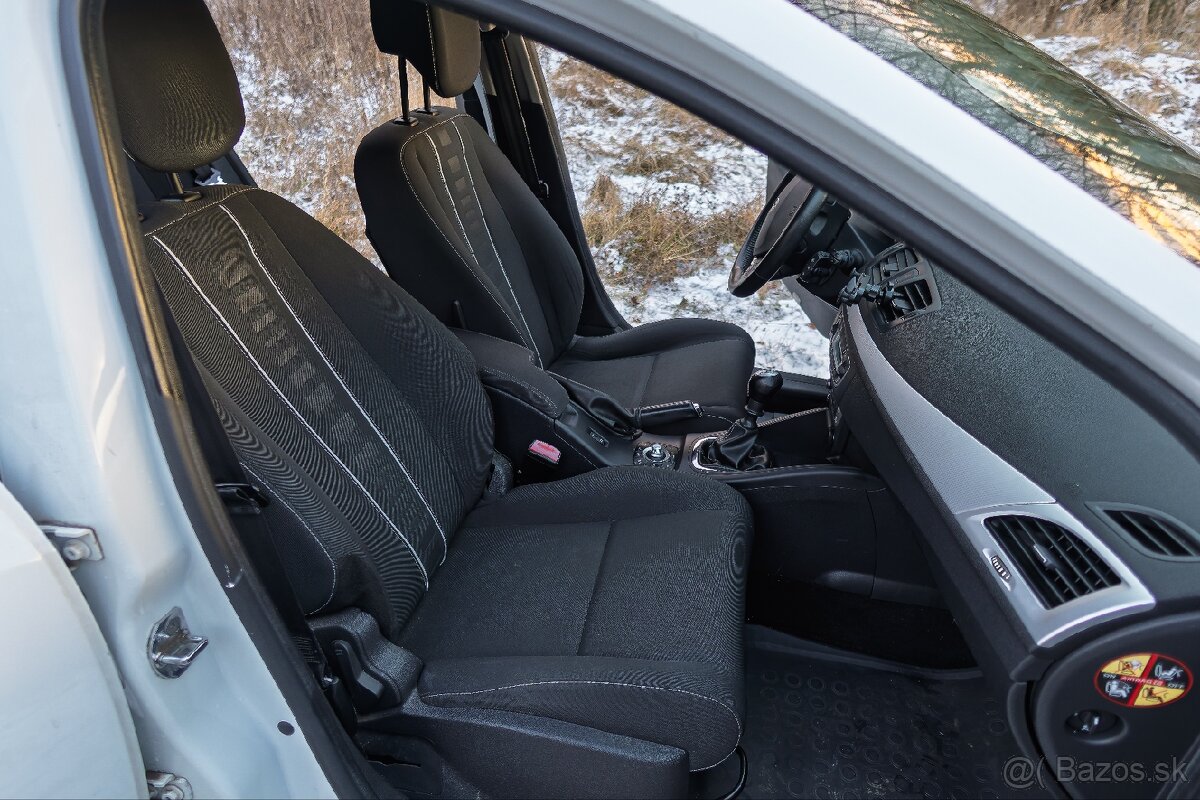 RENAULT MEGANE 3 GRANDTOUR - 6