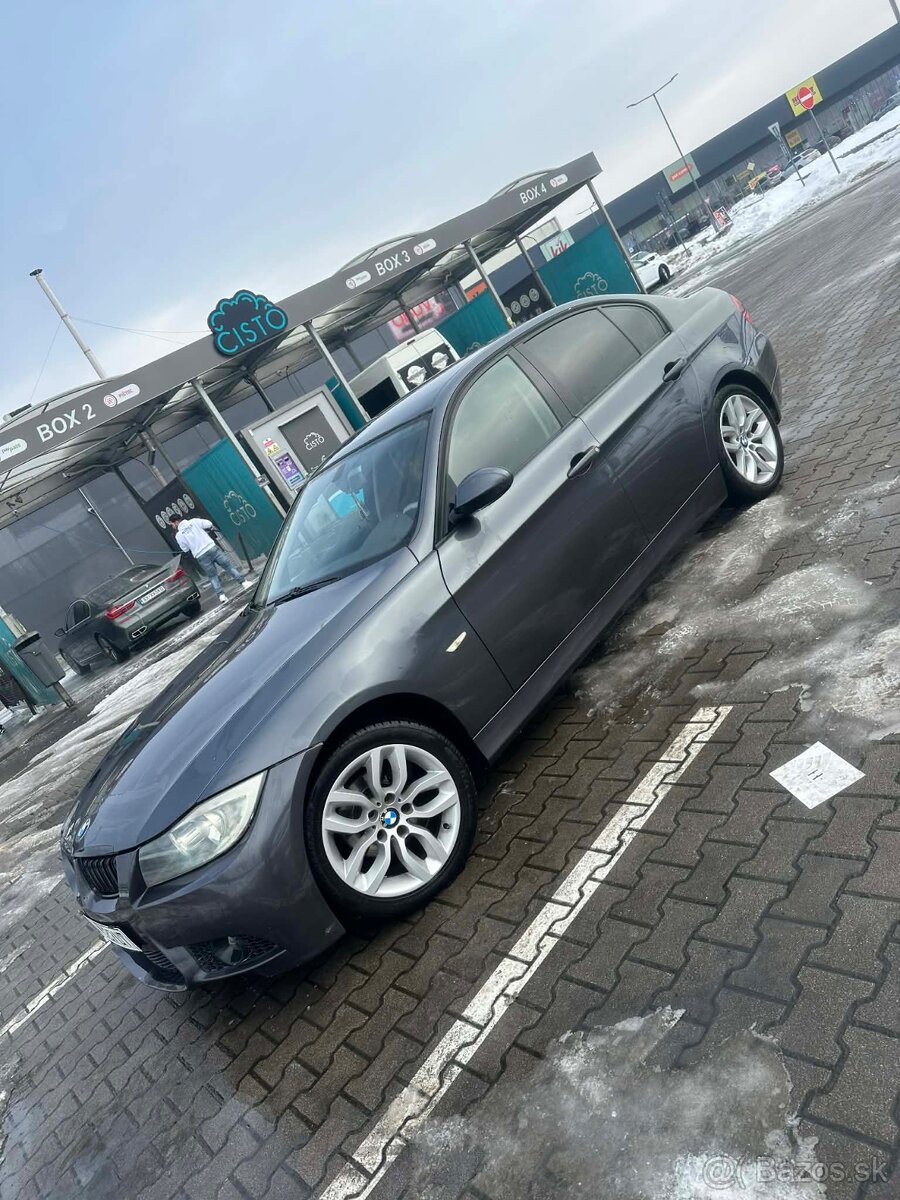 BMW E90 318D - 6