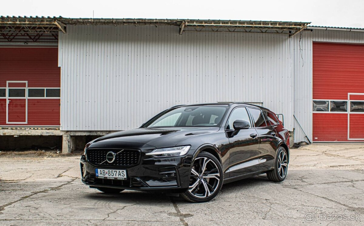 Volvo V60 B4 2.0d mHEV 145kW 2023 automat - 6