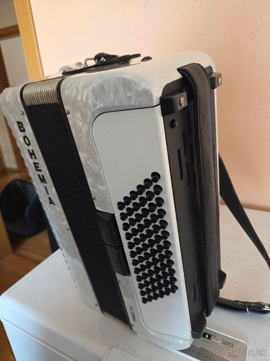 Predám akordeón Weltmeister - 6