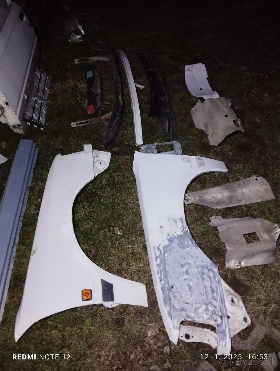 Peugeot 309 diely karosérie - 6