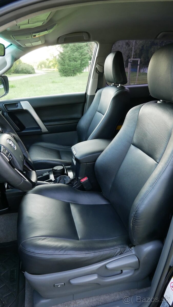 Toyota Land Cruiser - 6