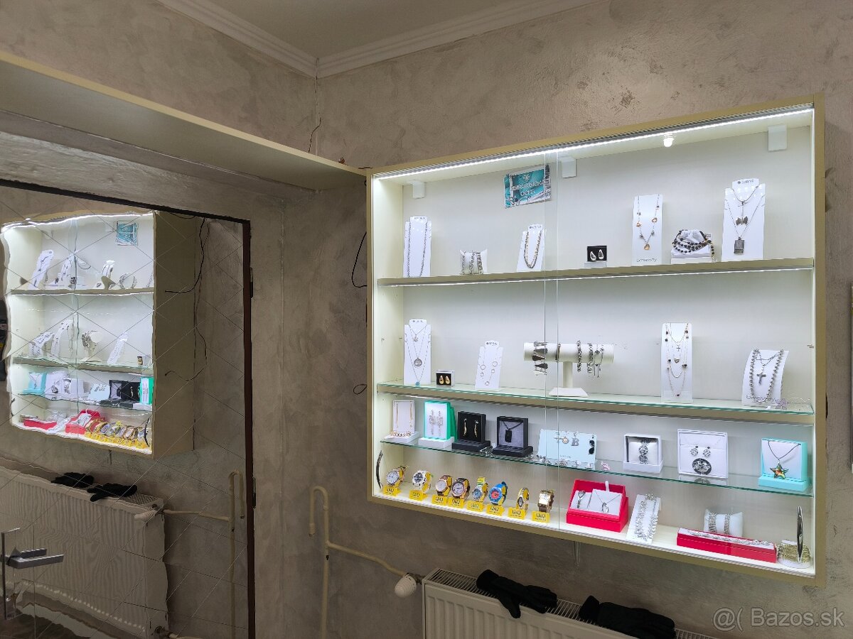 Predajný pult pre šperky so zariadením predajne - 6