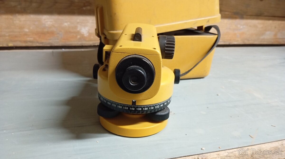 Opticky nivelak Topcon AT-22A - 6