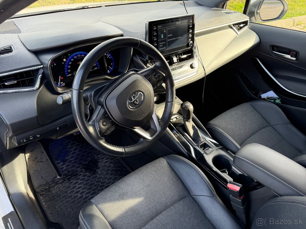 Toyota Corolla HYBRID 2.0 ST E-CVT - 6