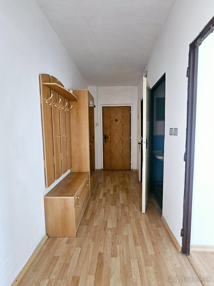 Na predaj: 2-izbový byt, 56 m2 Prievidza, ul. Šumperská - 6