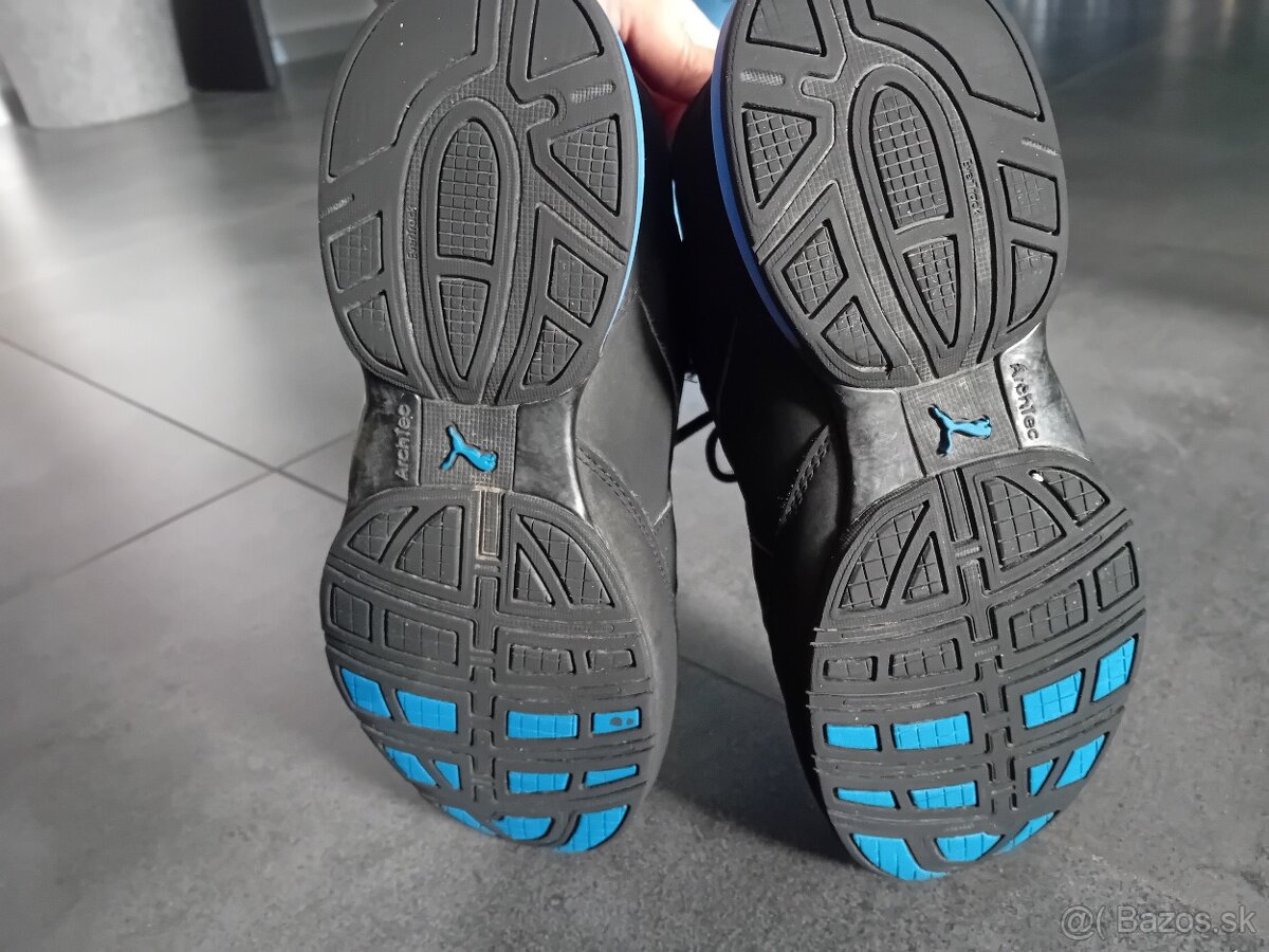 Botasky puma s poštou - 6