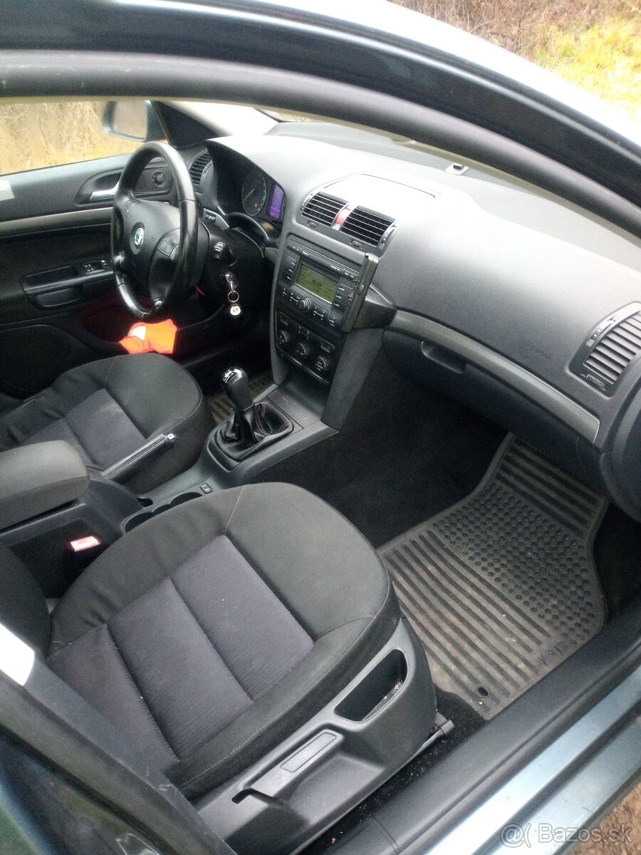 Octavia 2 benzin - 6