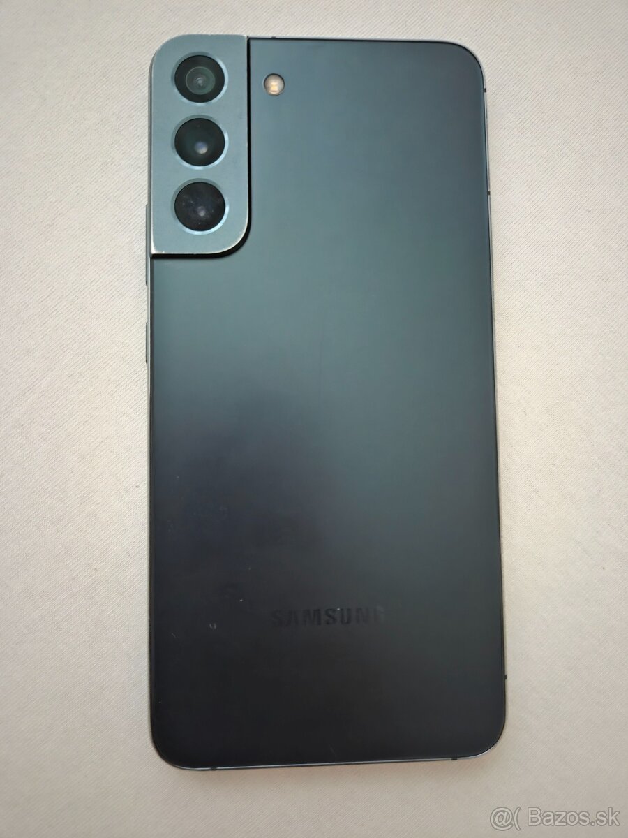 Samsung Galaxy S22+ - 6