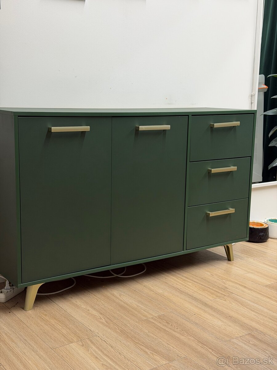 Komoda - 6