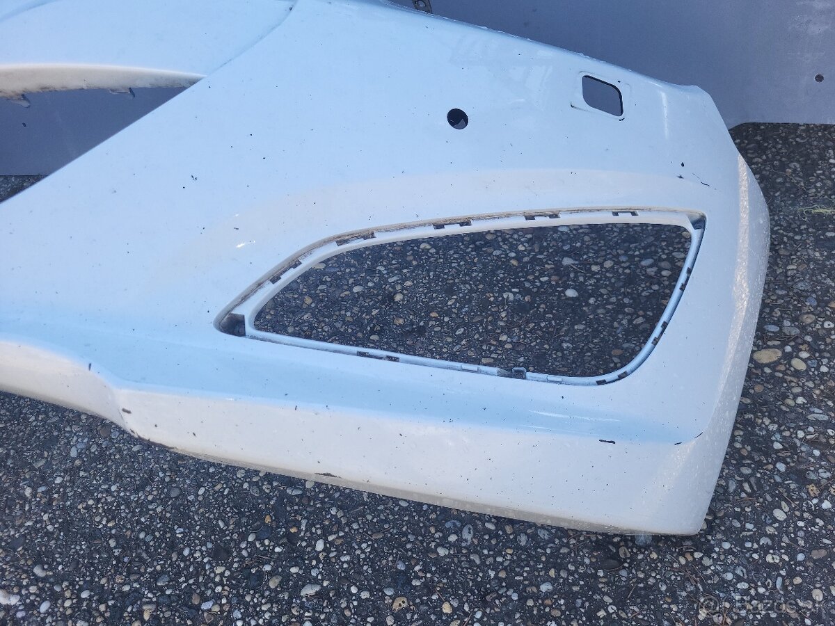 Hyundai i40 predny naraznik 2015 - 6