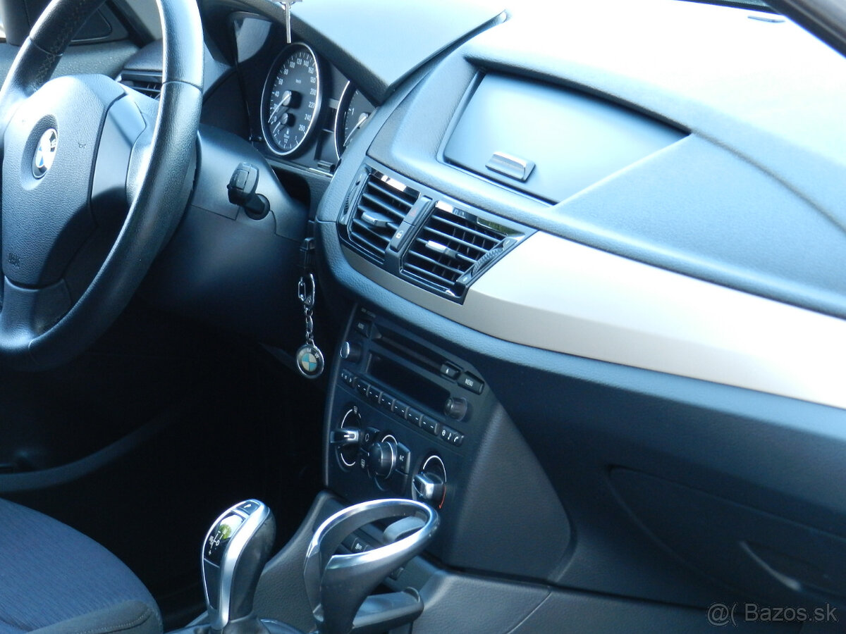 BMW X1 sDrive 18d A/T - 6