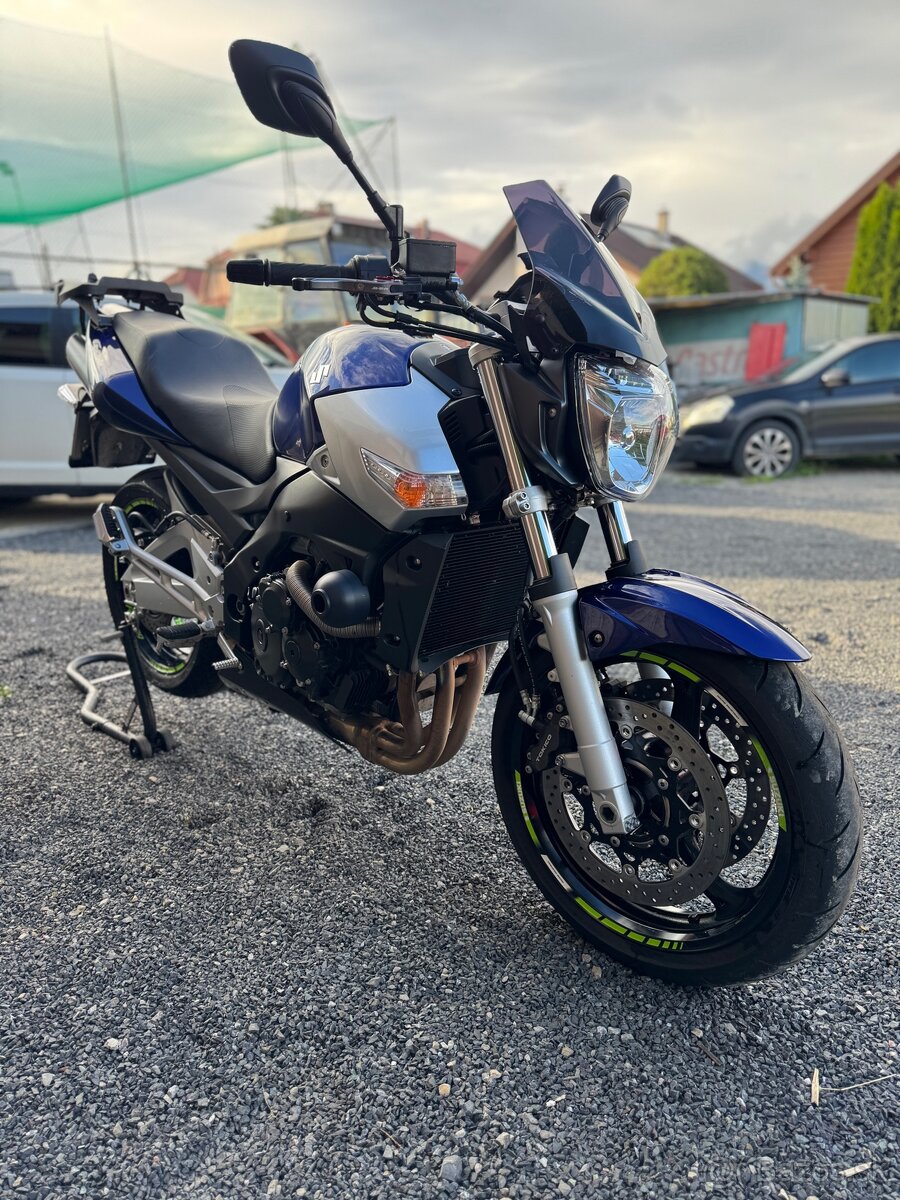 Suzuki Gsr 600 - 6