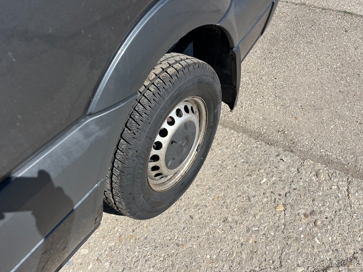 Mercedes -Benz Sprinter - 6