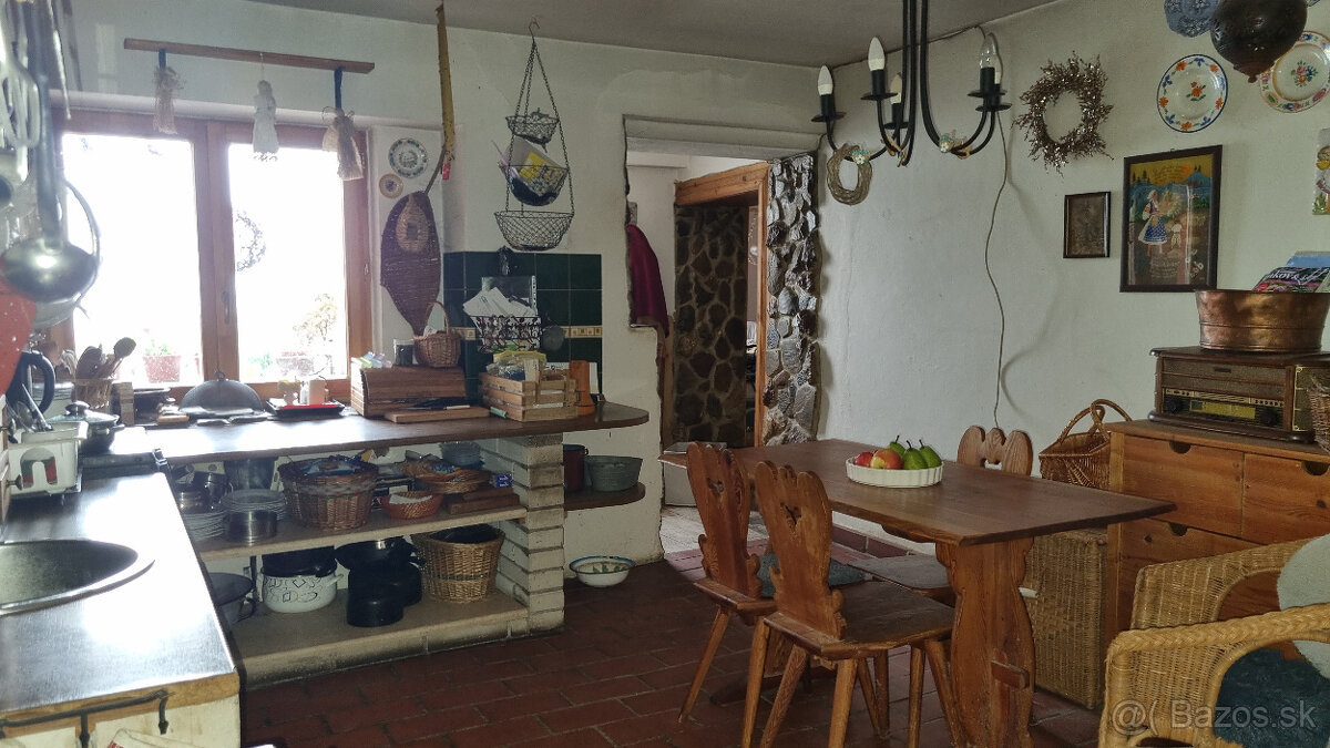 RODINNÝ DOMČEK s "VÍŠKOU" a POZEMOK 674 m2 LUBINA NMNV - 6