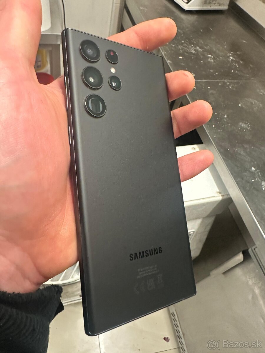Predam Samsung galaxy S22 Ultra 12/256GB TOP STAV - 6