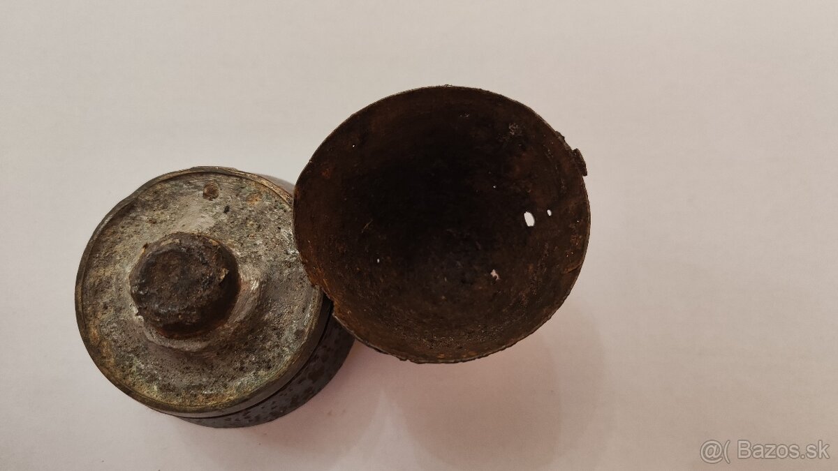 prepravne čiapočky na vojenskú delostrelecku municiu - 6