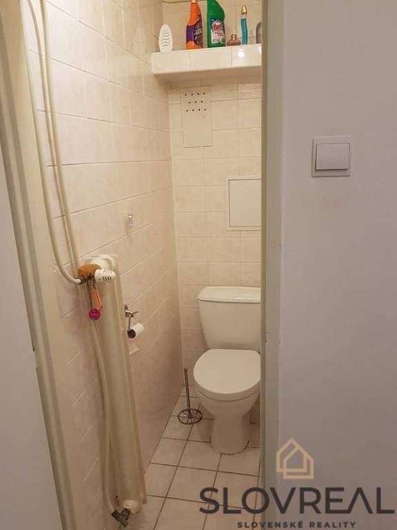 SLOVREAL - PREDAJ 2 IZBOVÝ BYT HANDLOVÁ - 6