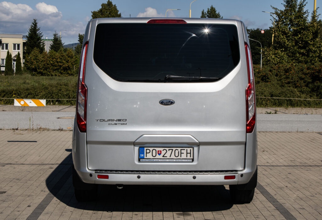 Ford Tourneo Custom 2.2 TDCi Titanium 114kW (2015) - 6