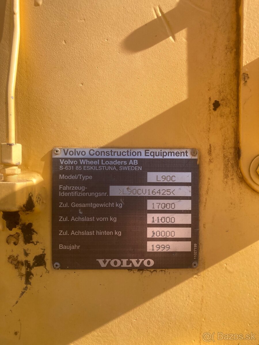 Predám nakladač volvo - 6