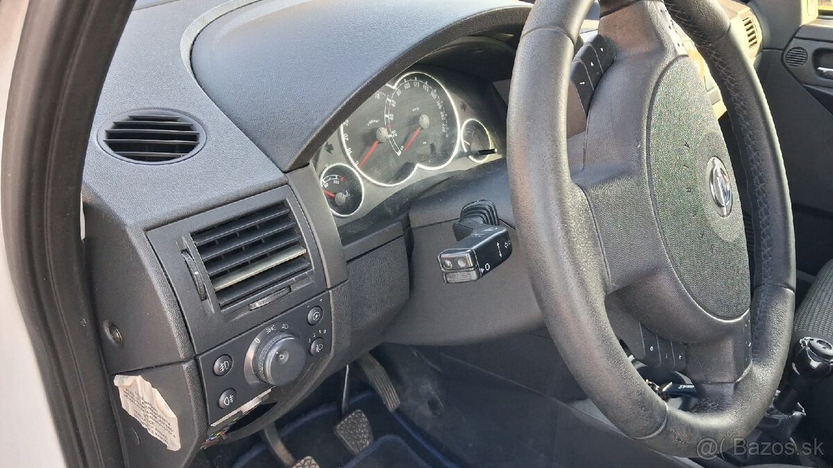 Opel Meriva 1.6 - 6