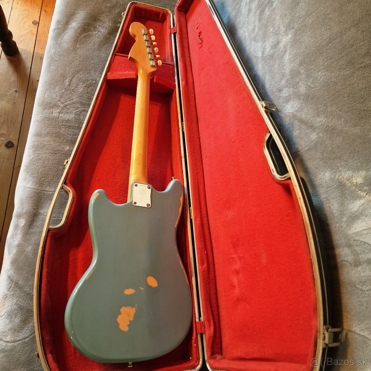 Fender Mustang Daphne Blue 1966 100% original - 6