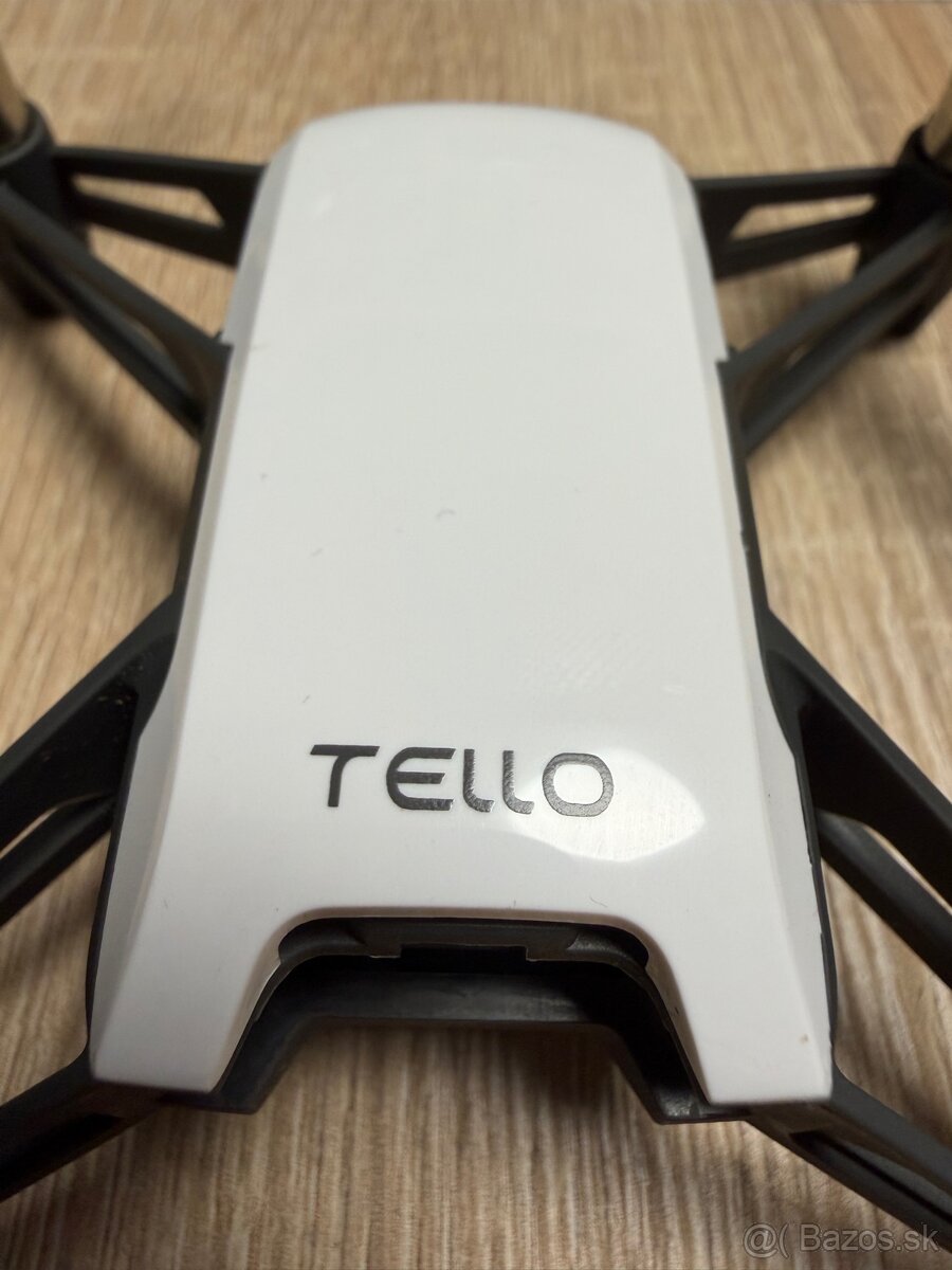 DJI Tello dron + ovládač Gamesir - 6