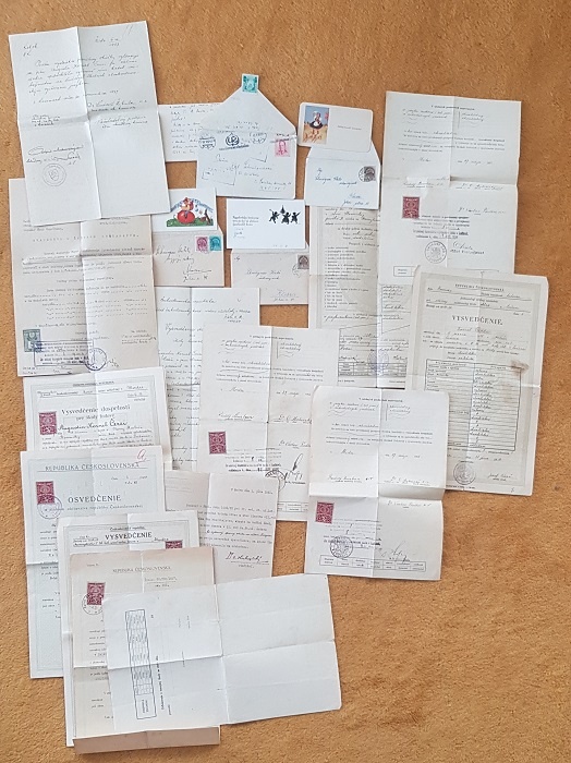 staré pohľadnice a rôzne listiny - 6
