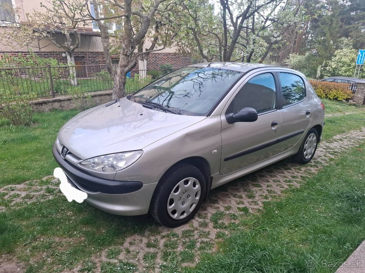 Peugeot 206 - 6