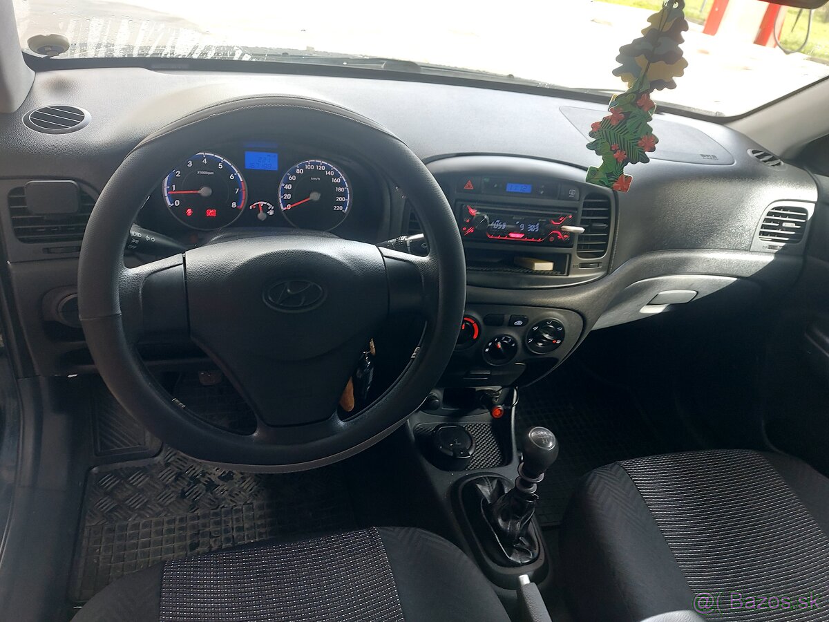 Hyundai accent 1.4 16v - 6