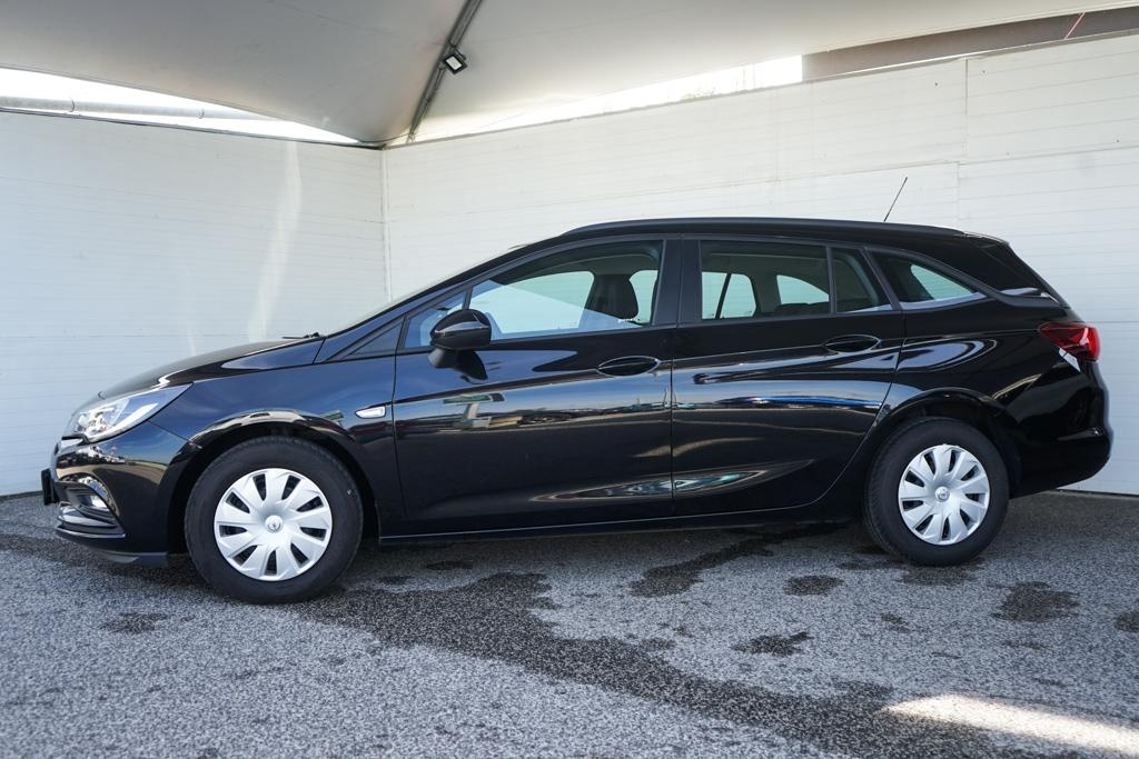 3- Opel, Astra Sports Tourer, 2017, benzín, 1.4i, 74kw - 6