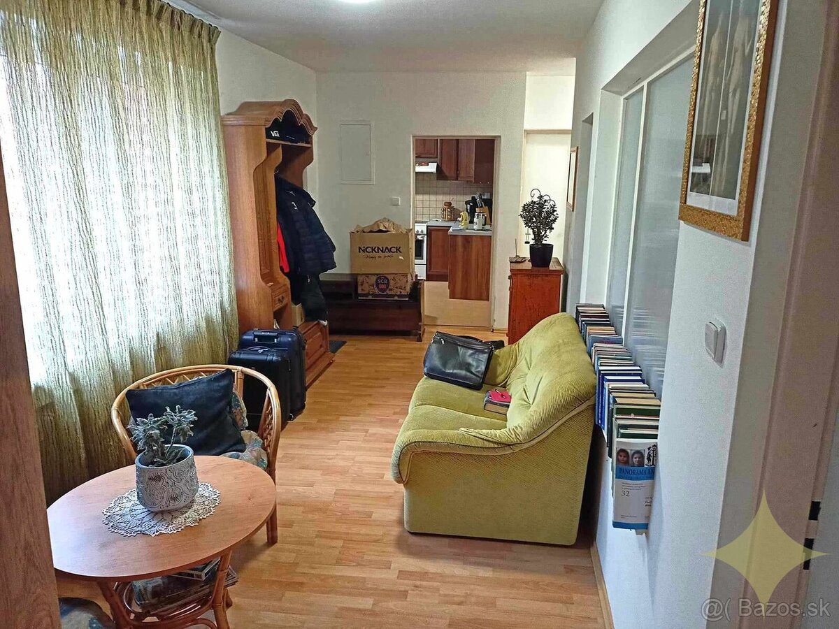 REZERVOVANÉ - PREDAJ, menší rodinný dom v blízkosti centra m - 6