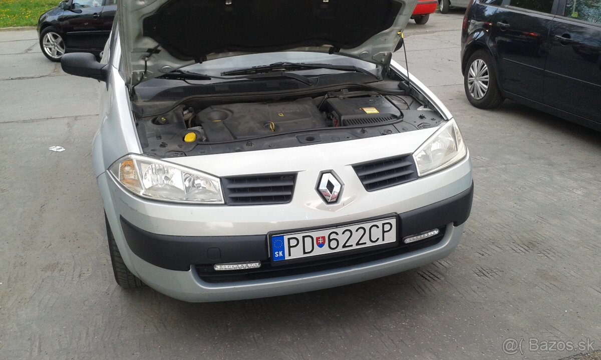 Predám Renault Megane 1.5 diesel 74 kw r. v..2004. - 6