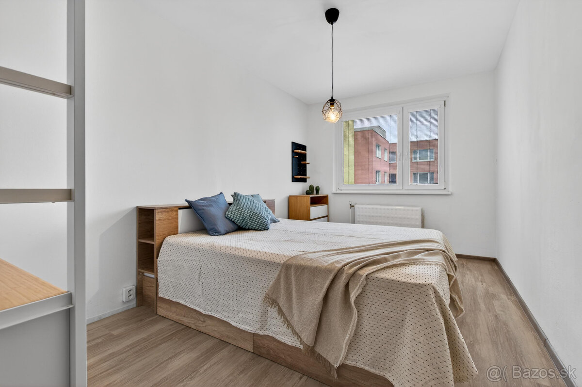 Zrekonštruovaný a zariadený 3-izbový byt s balkónom - 6